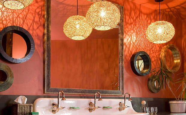 Яркая ванная от Studio 80 Interior Design