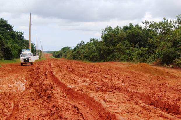 Жуткие условия Трансамазонского шоссе (Бразилия)