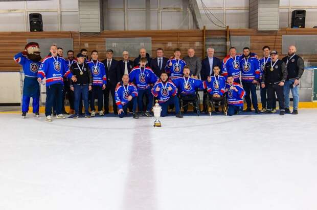 В Алексине тульский «АКМ-следж» стал двукратным чемпионом России по хоккею-следж