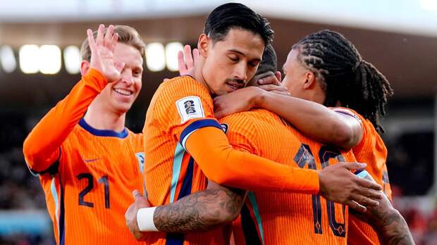 Сборная Нидерландов добыла волевую победу над Норвегией в товарищеском матче