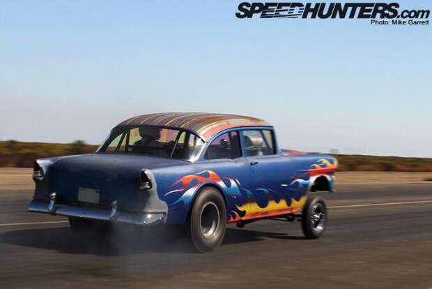 Hot-rod гонки на заброшенном аэродроме в Калифорнии (60 фото)