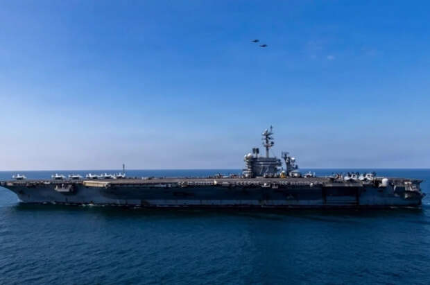 Иран заявил об ударе: «Авраам Линкольн» выведён из строя, на «Джеральд Р. Форд» произошёл пожар