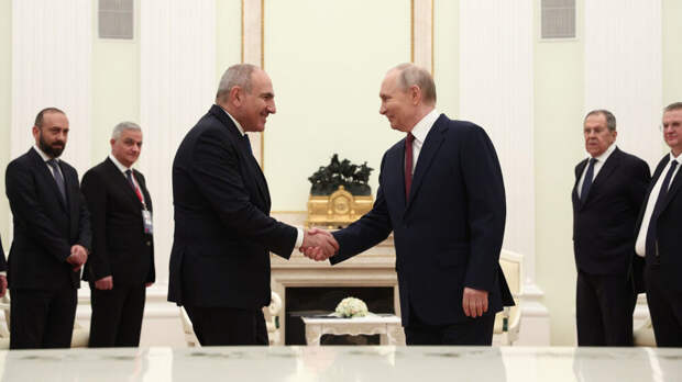 Путин: Армения не может быть сразу в ЕС и ЕАЭС