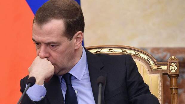 Политический труп: Дмитрий Медведев больше не нужен?