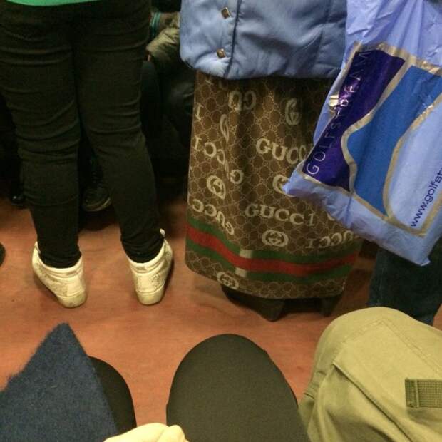 мода петербургского метро, мода метро, модники в транспорте, странные пассажиры метро 