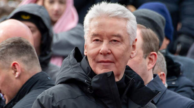 Сергей Собянин принял участие в параде Победы на Красной площади