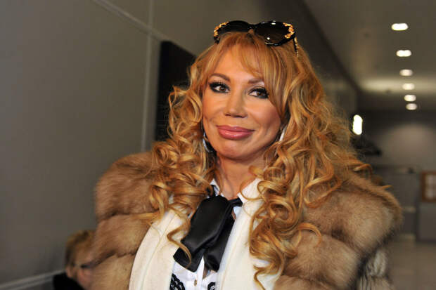 Дочь мужа Распутиной заявила, что певица выгоняла ее мать из дома