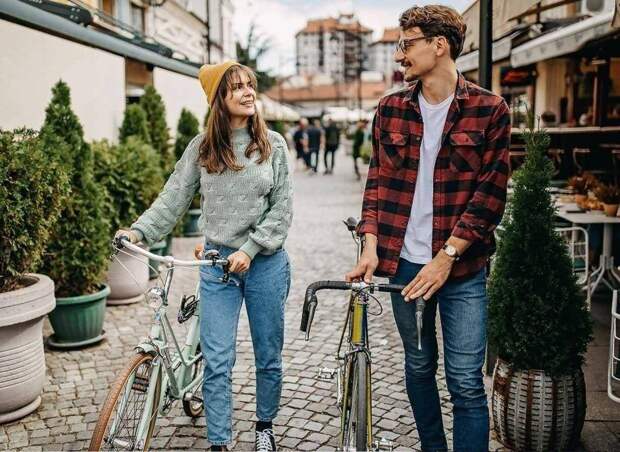 Как встречаться с интровертом, если вы экстраверт