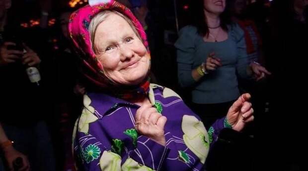 Сестра "диско-бабушки" Уляшевой из Коми захотела лишить ее дома