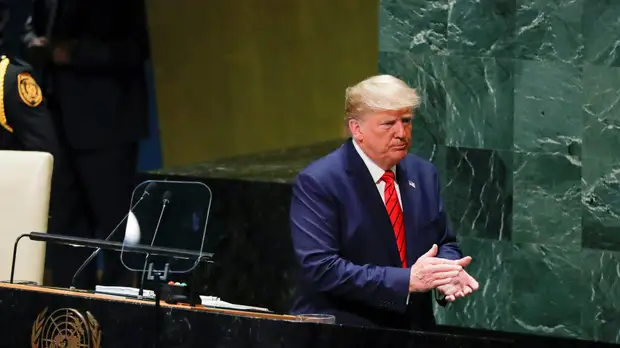 «Демократы испортили важный день»: Трамп отреагировал на сообщения об инициации импичмента