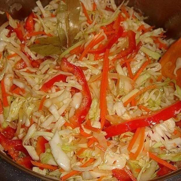 Рецепт «Быстрая засолка капусты горячим способом»