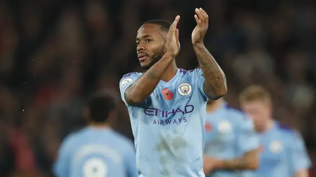 СМИ: Стерлинга отстранили от матча за сборную Англии из-за конфликта с Гомесом