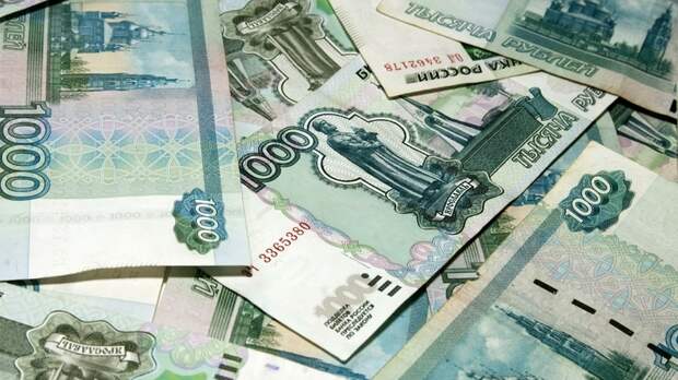 На выплату долга - несколько тысяч лет: В Подмосковье с дворника взыскивают 2 млрд рублей