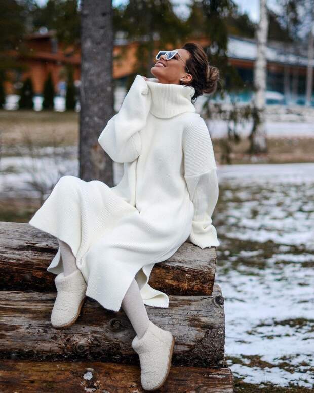 С чем носить платье-свитер: 13 идей, которые помогут чувствовать себя комфортно и уютно