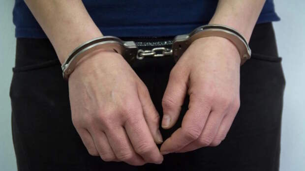 Подполковника полиции задержали за помощь организаторам борделей