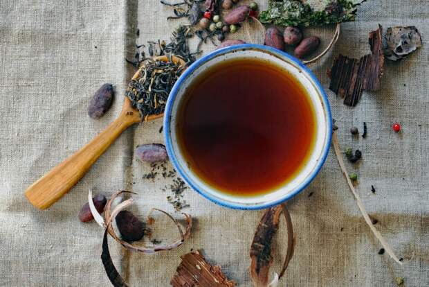 Диетолог рассказал, чем чай опасен для организма