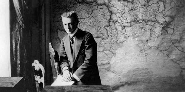6. Керенский бежал, переодевшись в женское платье СССР, история, мифы, россия