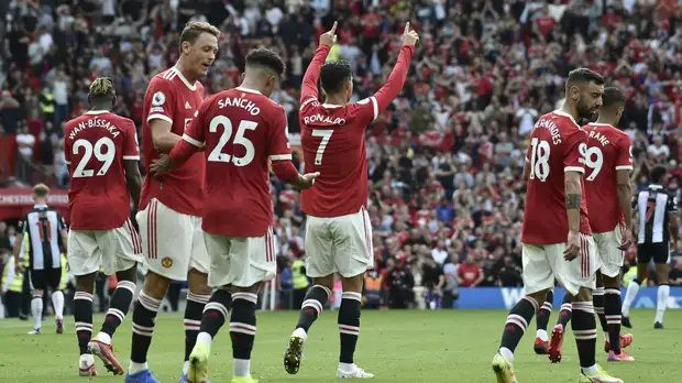 Дубль Роналду помог МЮ победить «Ньюкасл» в матче АПЛ