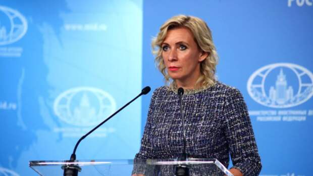 Захарова: сотни тысяч людей по всему миру фабрикуют ложь о России