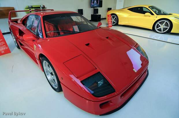 Экскурсия в музей Ferrari в Италии