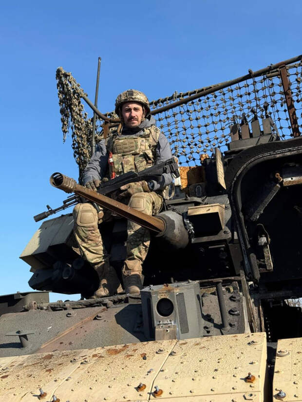 Погиб "Велес"