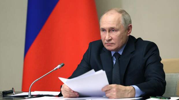 Куренков и Гладков представили Путину доклады в связи с атакой ВСУ по Белгороду