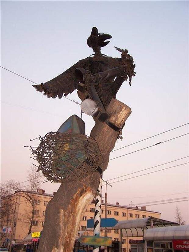 Памятник Папарацци, Омск