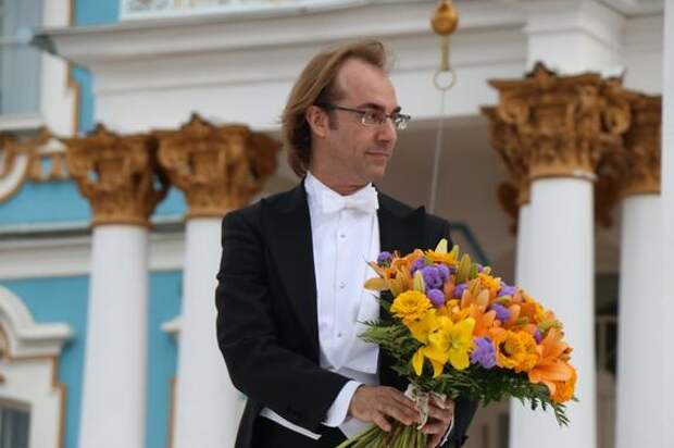В Петербурге прошел концерт «Музыка Дворцового моста» в честь Дня города