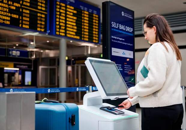 Багаж (без) ответственности. Авиапассажирам предлагают сдавать чемоданы самим, чтобы избежать очередей на регистрации