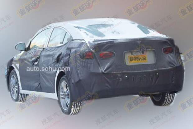 Cadillac CTS-V-1.jpg