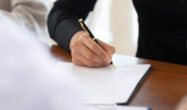 «Справедливая Россия» связалась с профессиональными банкротами из «патриотов»