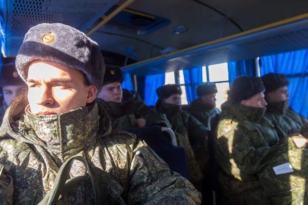 Первых призывников из Новосибирской области отправили к месту несения службы