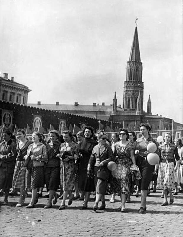 Как выглядели советские женщины 1950-х годов (ФОТО)