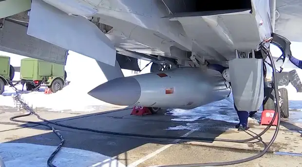 «Качественно отстали от России»: почему в Пентагоне заявили об «асимметрии боевых возможностей» в сфере гиперзвука