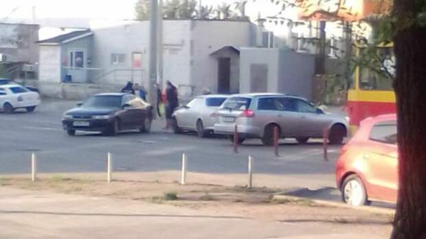 Движение трамваев остановилось на улице Челюскинцев в Барнауле