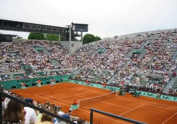 На турнире Roland Garros россияне и белорусы выступят под нейтральным флагом