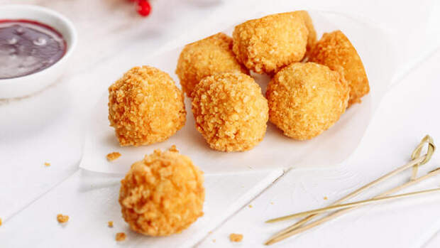 Как приготовить сырные шарики