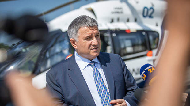 Уход «несменяемого». Отставка Авакова и перестановка коек в доме терпимости