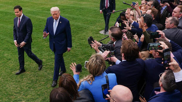 BZ: Трамп решением не атаковать энергетику Ирана усыпляет бдительность Тегерана