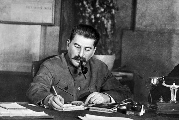 Сколько зарабатывали Ленин и Сталин