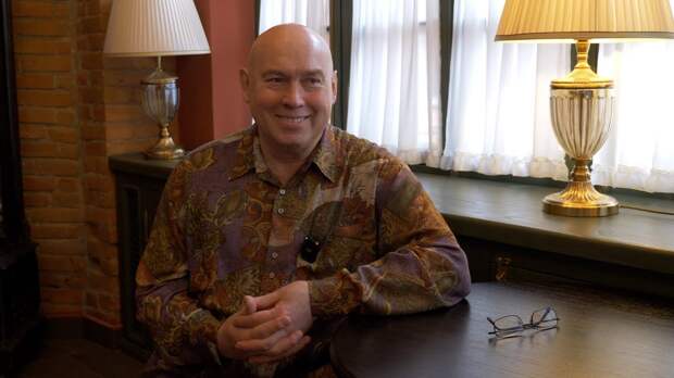 «Судьба меня там унижала, ломала, испытывала»: Виктор Сухоруков о Санкт-Петербурге