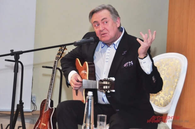 Актёр Стоянов объяснил, как семья повлияла на его творчество