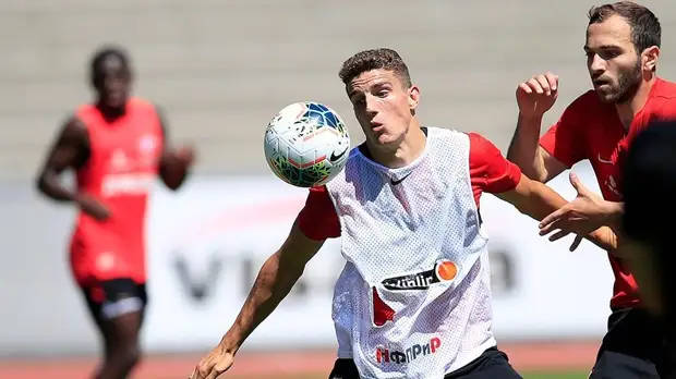 Василий Березуцкий: Тиль не стоит таких денег