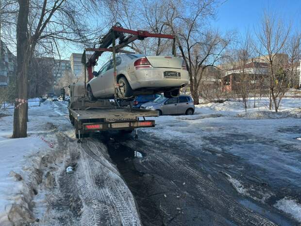 В Магнитогорске школьника поймали за рулем иномарки с темным прошлым