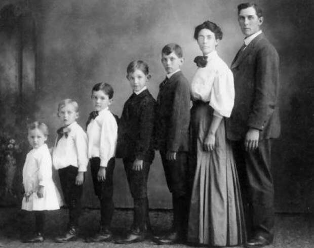 Почему мы стесняемся своих родителей