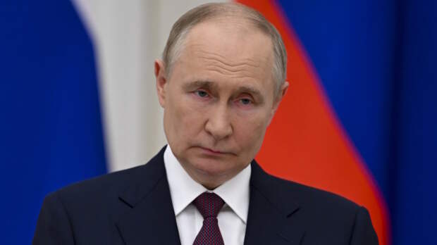 Путин в Магадане почтил подвиг советских и американских летчиков