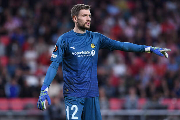 Российский вратарь Хайкин назвал получение норвежского паспорта важным