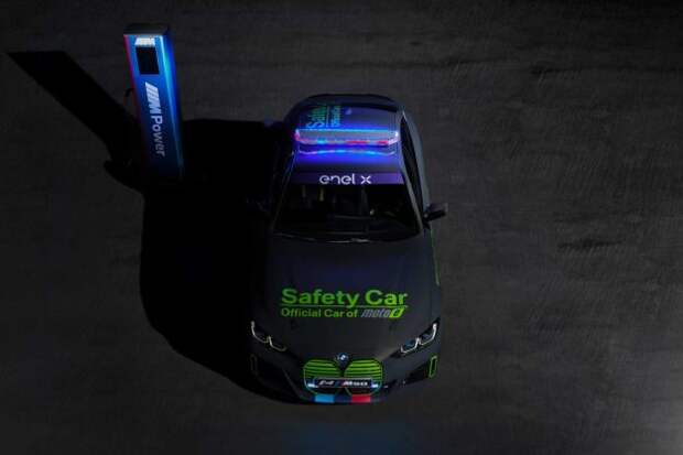 bmw-i4-m50-автомобиль безопасности-fim-enel-motoe-2021-proauto-08