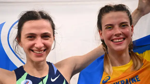 Стала известна причина ещё одного фото Ласицкене и Магучих