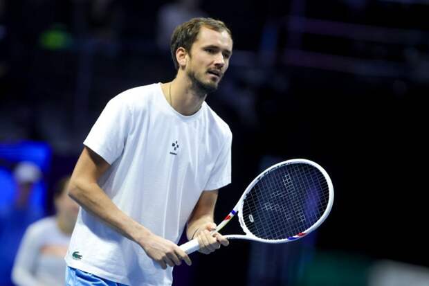 Тарпищев: в третьем сете Медведев добил бы Синнера в финале Индиан-Уэллса